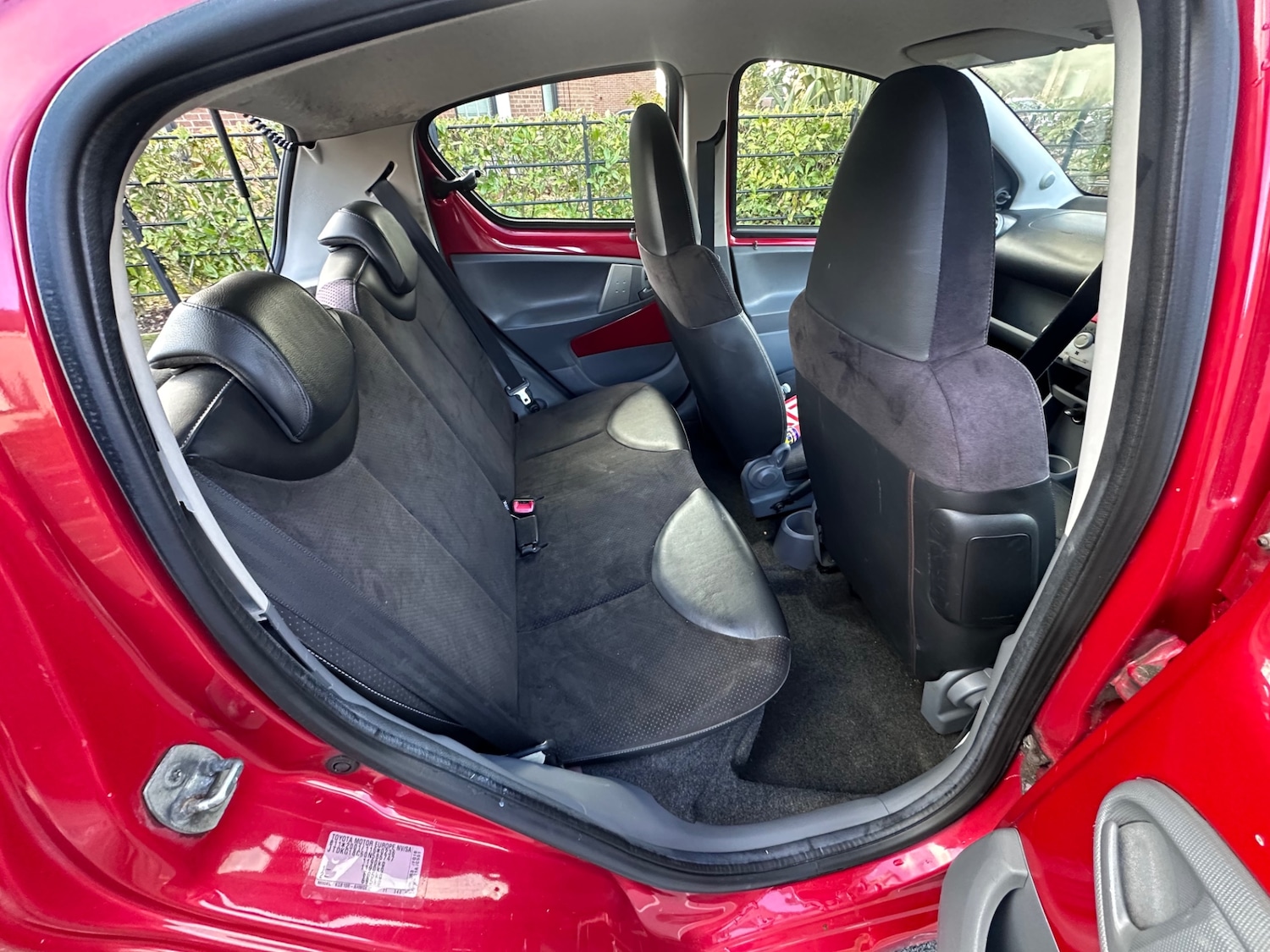 Used Toyota AYGO 2011 for sale - 76671722: Photo 9