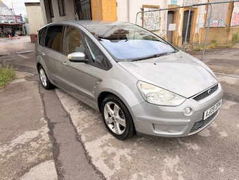 Used Ford S-Max 2009 for sale - 79442589: Photo