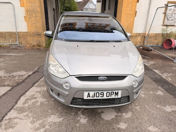 Used Ford S-Max 2009 for sale - 79442589: Photo