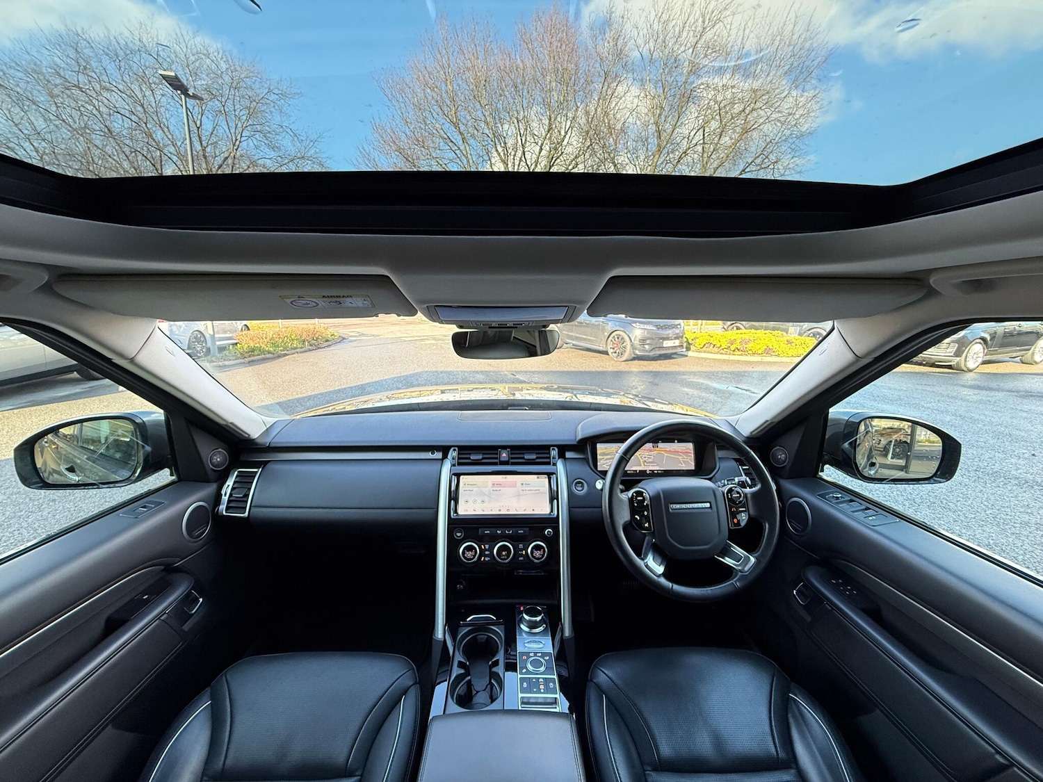 Used Land Rover Discovery 2019 for sale - 77441099: Photo 3