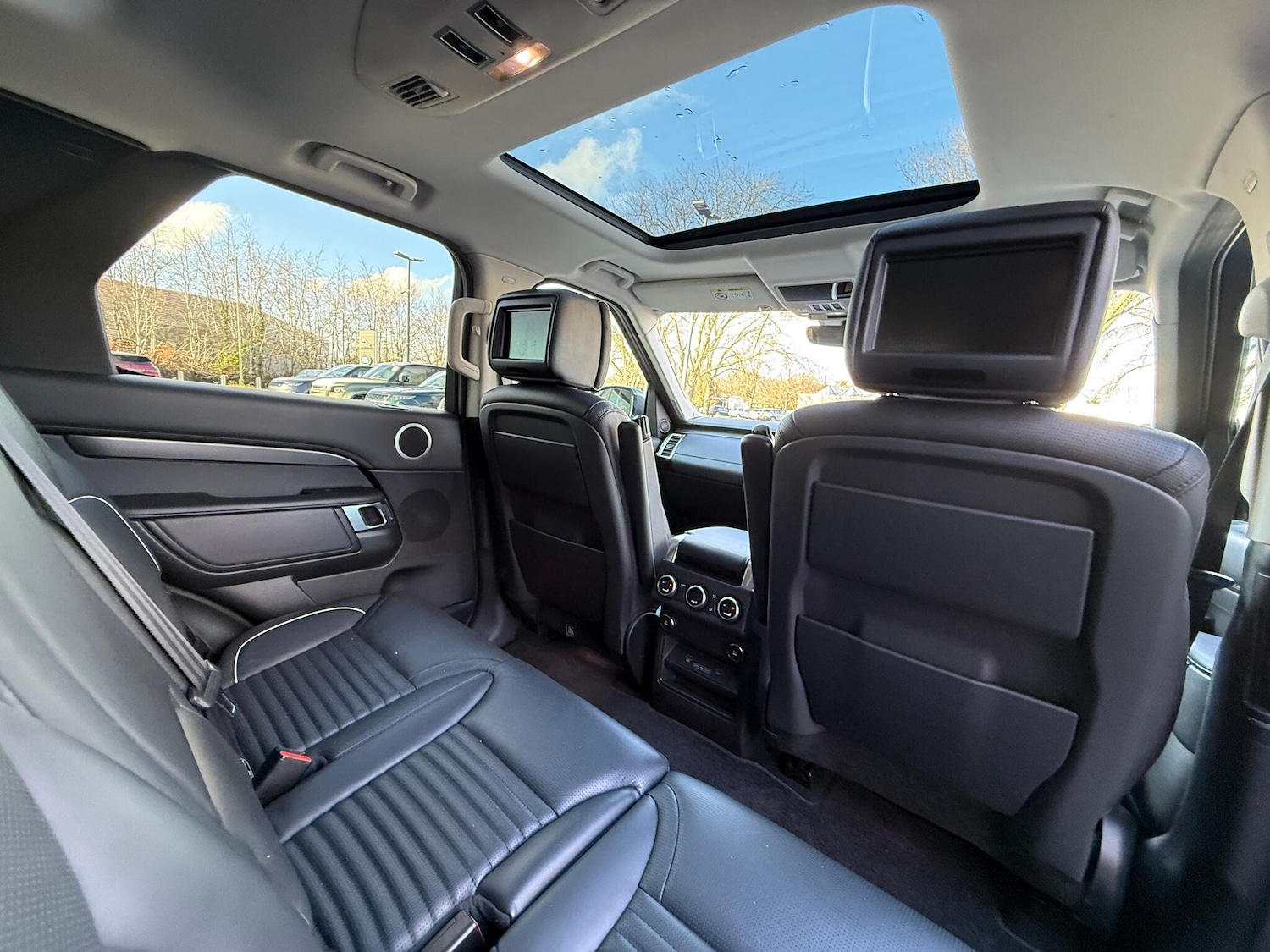 Used Land Rover Discovery 2019 for sale - 77441099: Photo 43