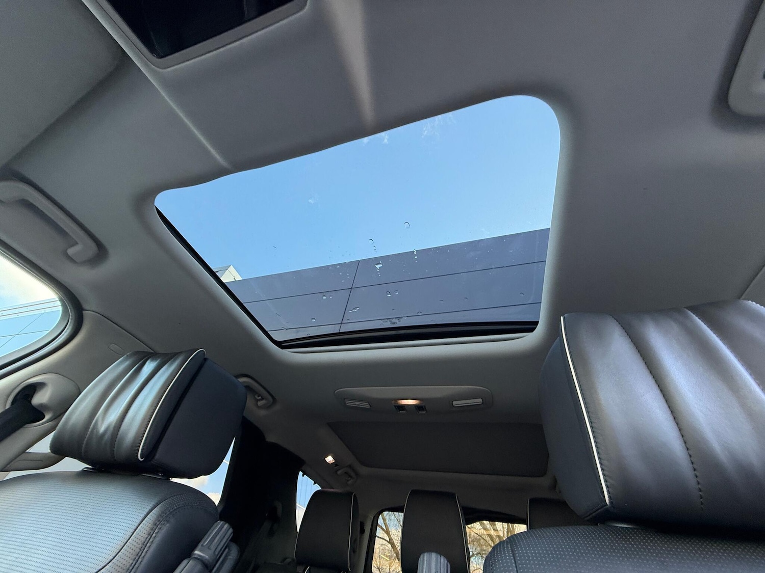 Used Land Rover Discovery 2019 for sale - 77441099: Photo 5