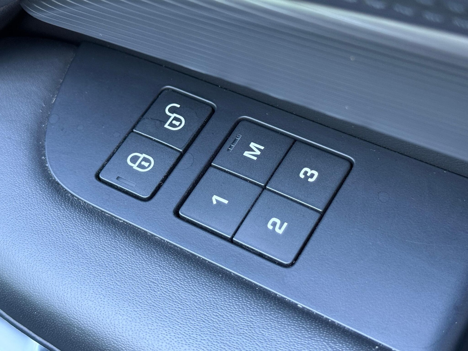 Used Land Rover Discovery 2019 for sale - 77441099: Photo 52