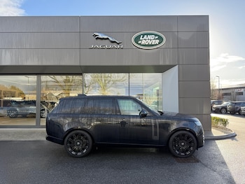 Used Land Rover Range Rover 2023 for sale - 77230159: Photo