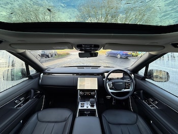 Used Land Rover Range Rover 2023 for sale - 77230159: Photo