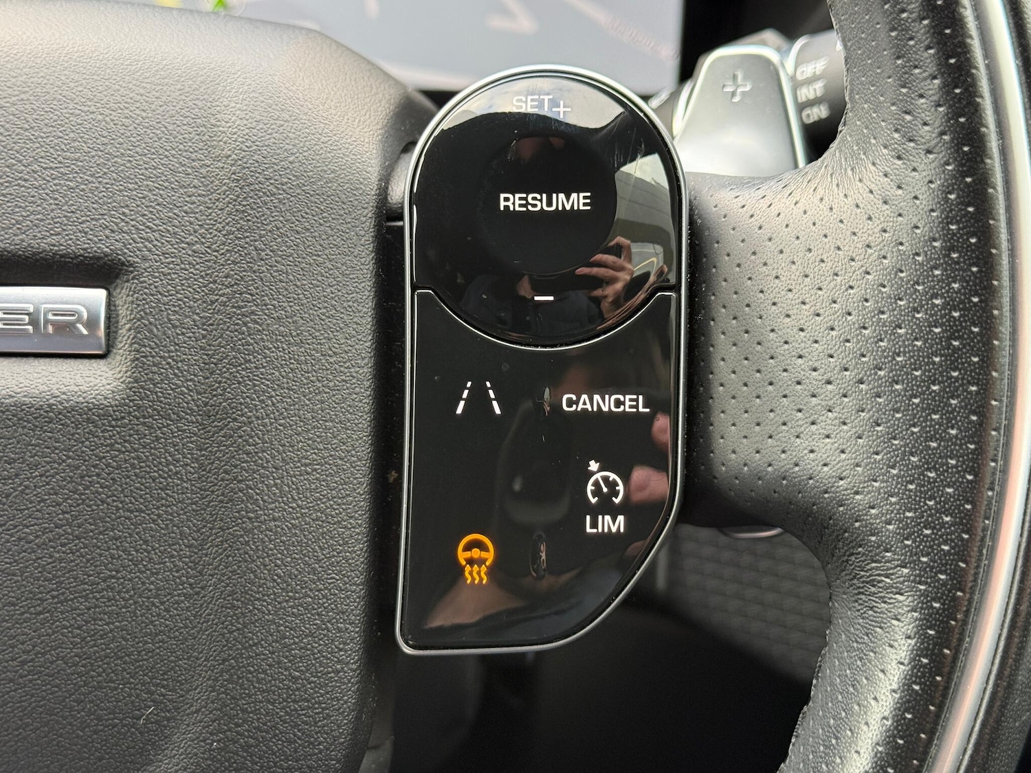 Used Land Rover Range Rover Velar 2019 for sale - 76952326: Photo 27