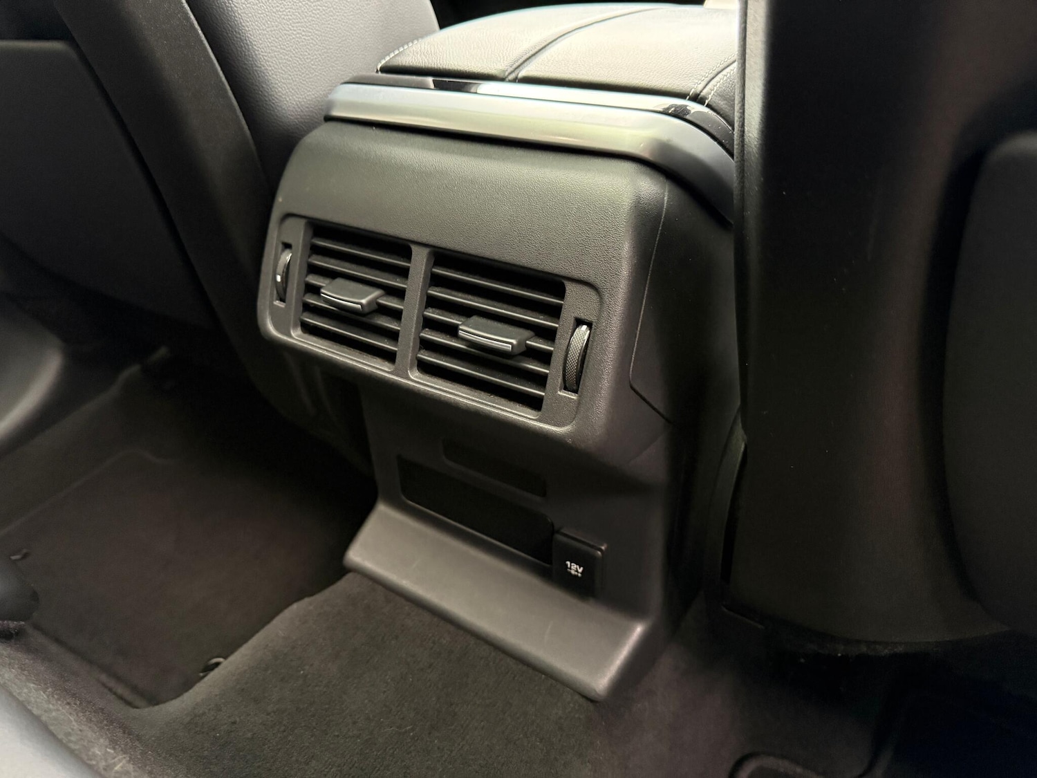 Used Land Rover Range Rover Velar 2019 for sale - 76952326: Photo 33