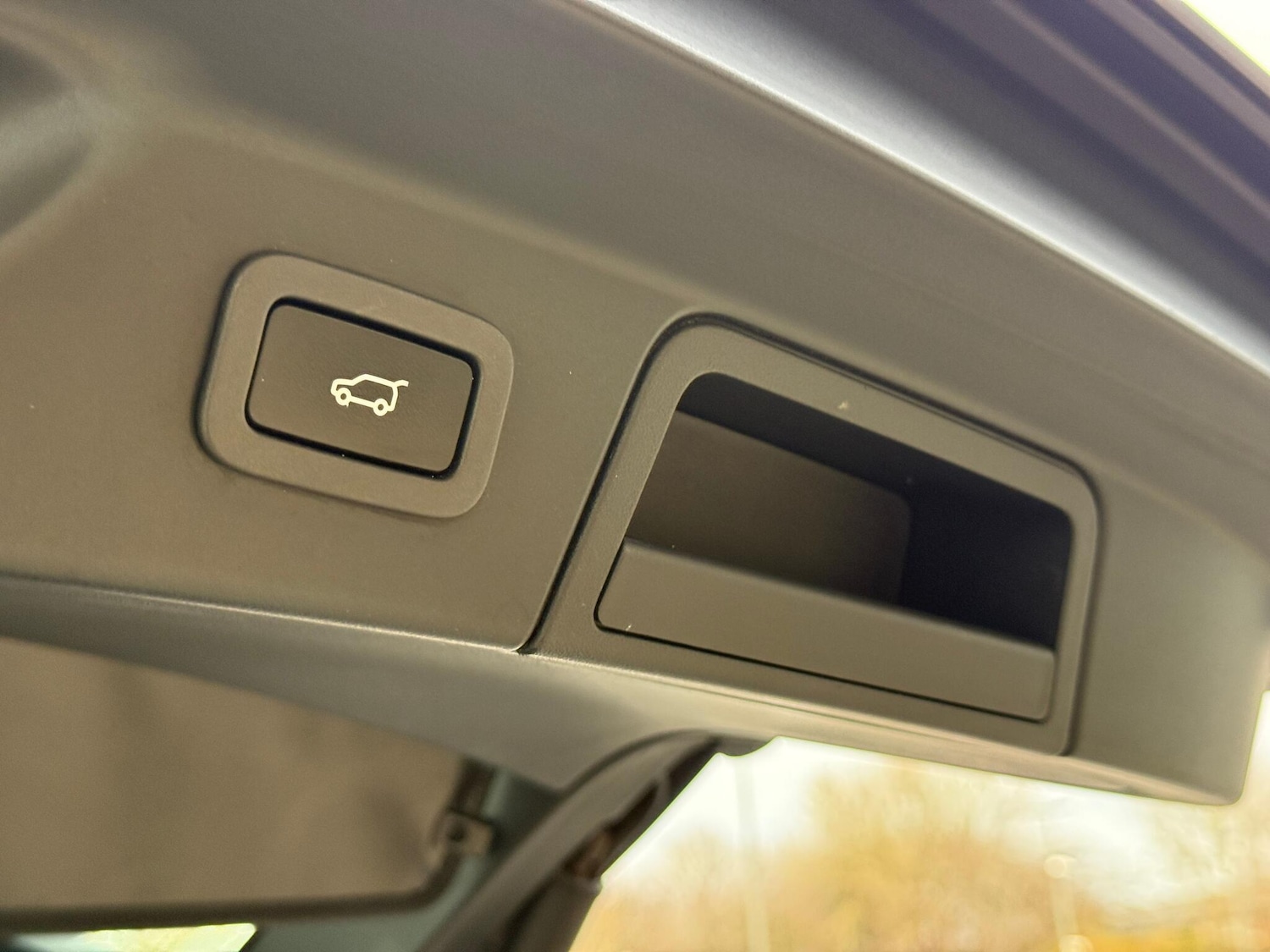 Used Land Rover Range Rover Velar 2019 for sale - 76952326: Photo 40