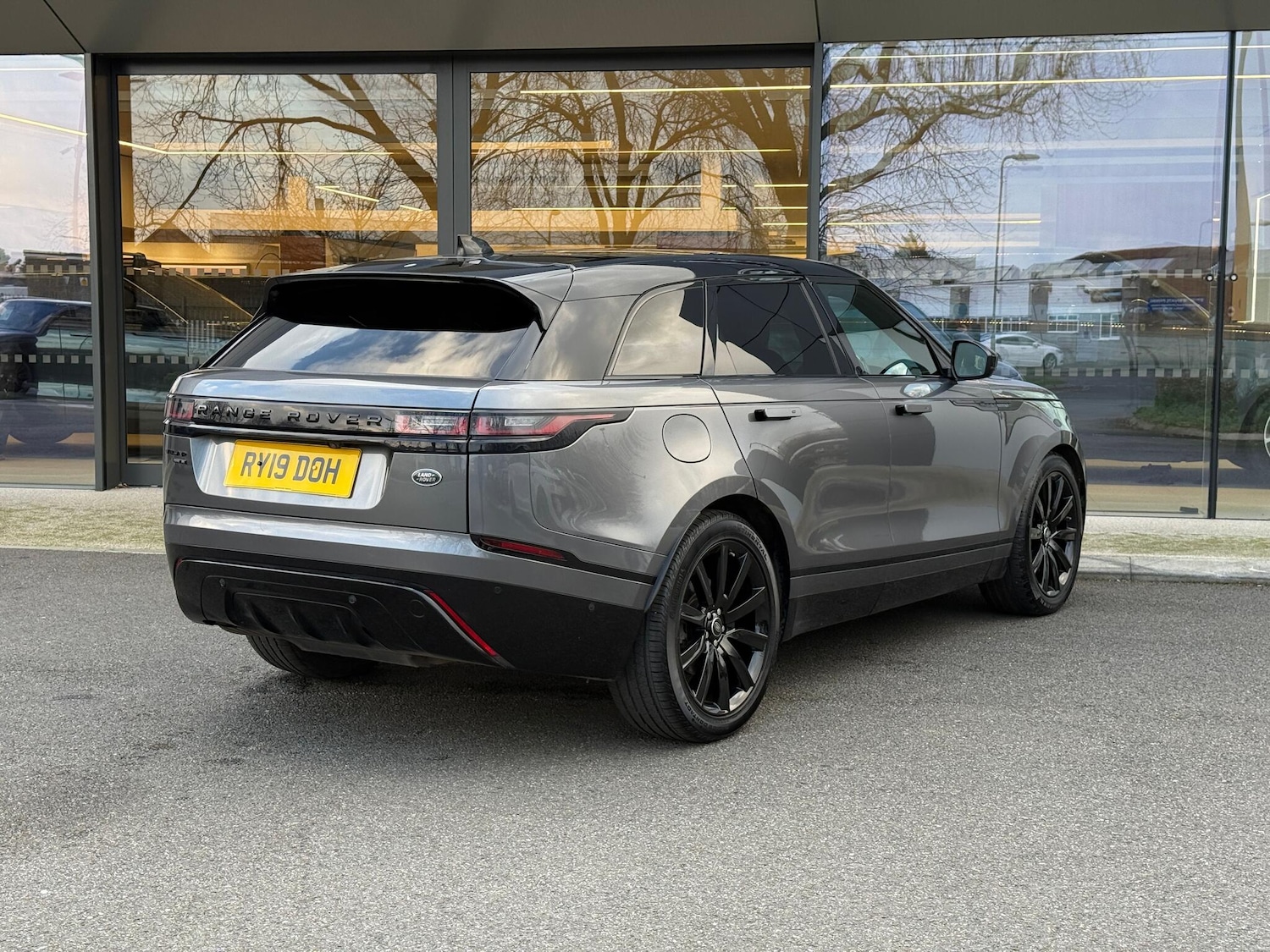 Used Land Rover Range Rover Velar 2019 for sale - 76952326: Photo 7