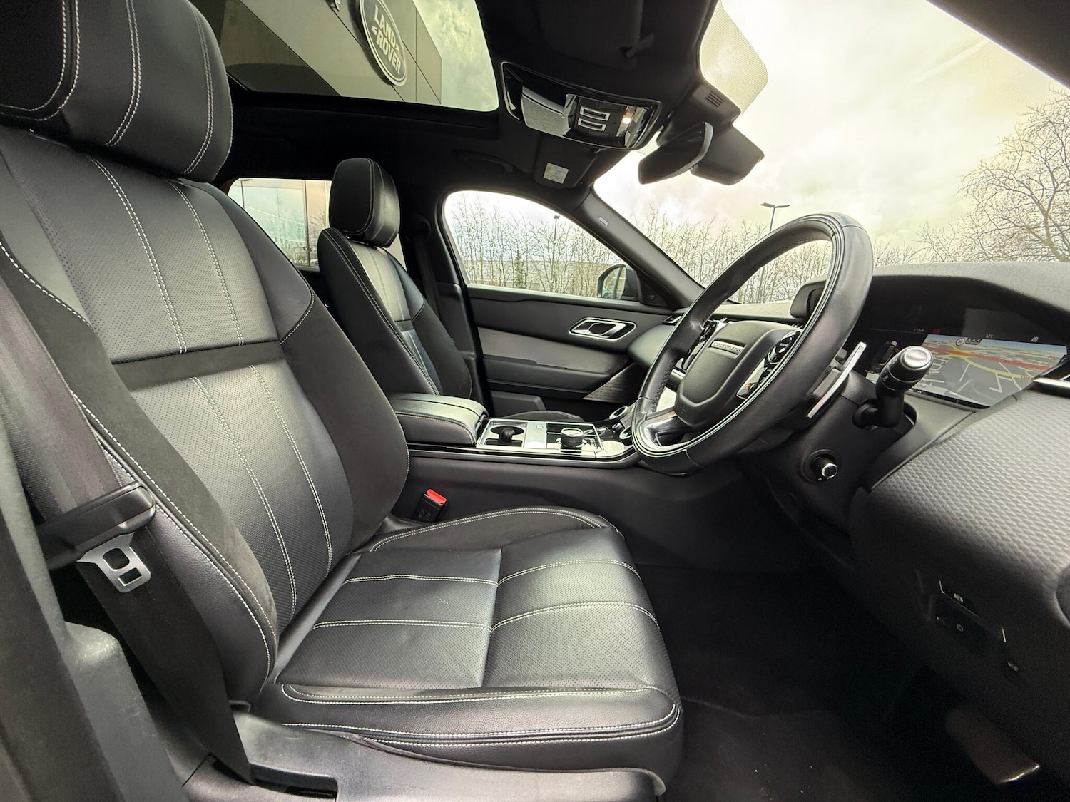 Used Land Rover Range Rover Velar 2019 for sale - 76952326: Photo 9