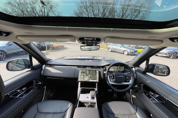 Used Land Rover Range Rover 2025 for sale - 76188700: Photo 3