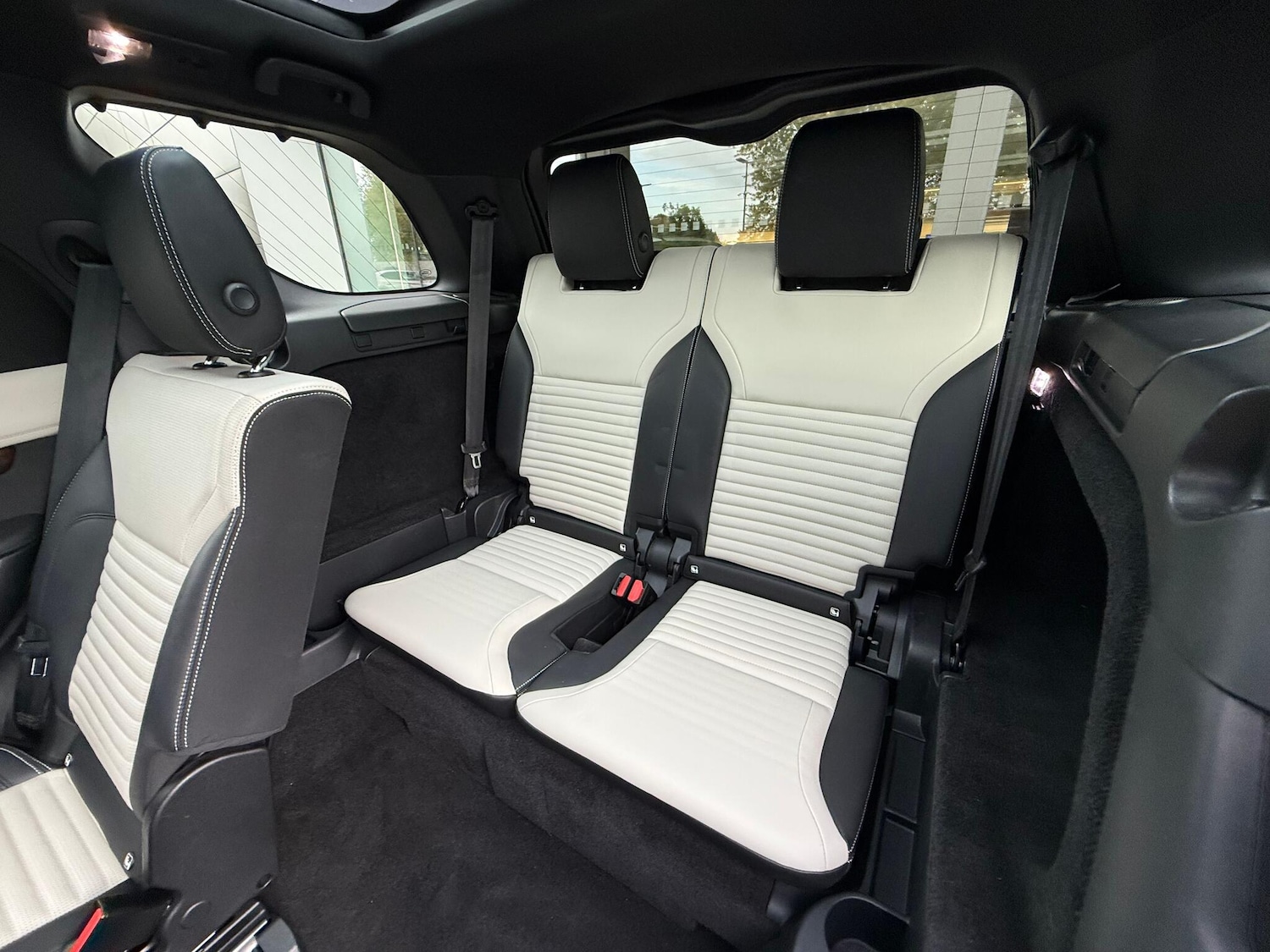 Used Land Rover Discovery 2021 for sale - 76136545: Photo 36