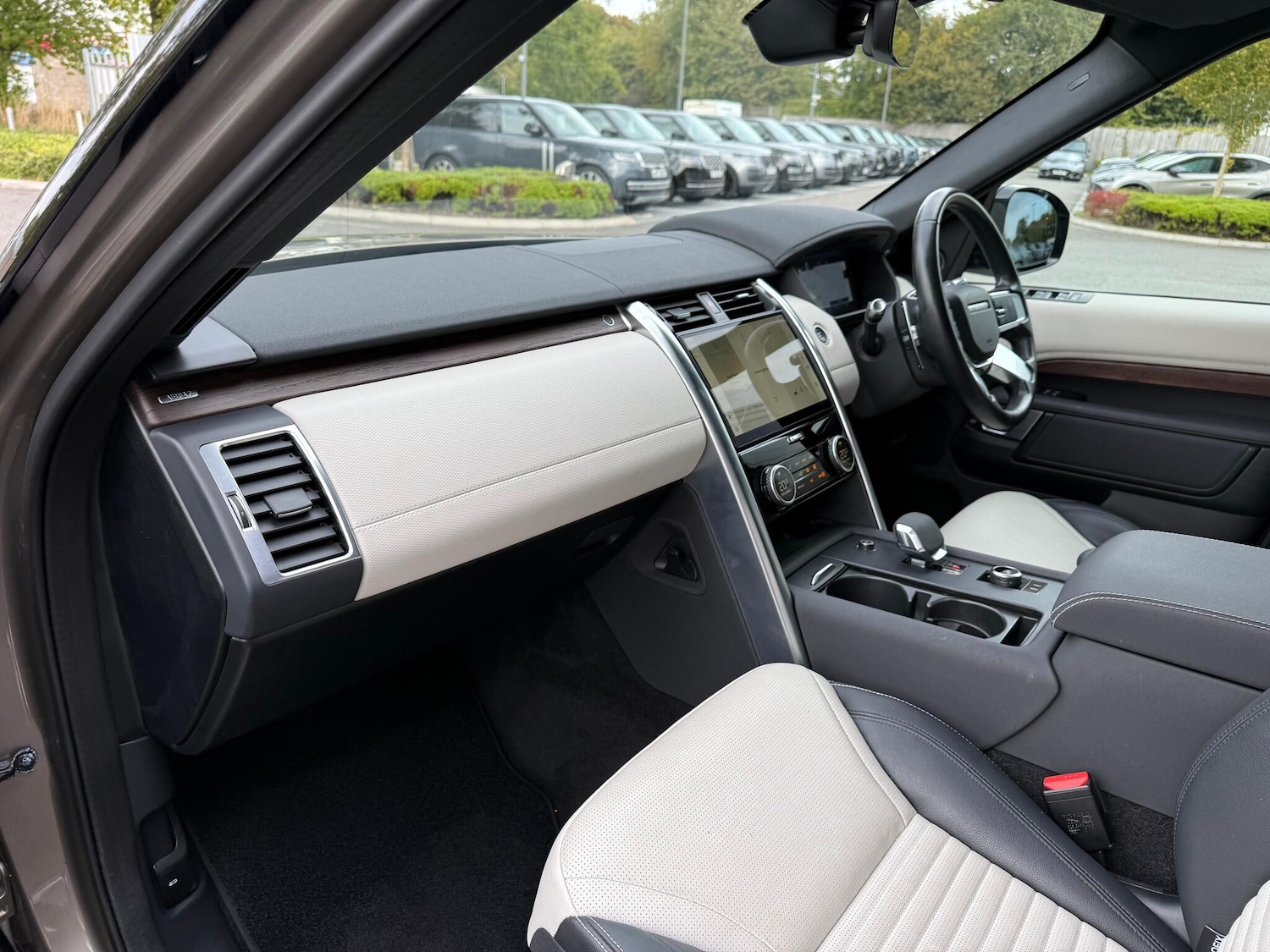 Used Land Rover Discovery 2021 for sale - 76136545: Photo 52
