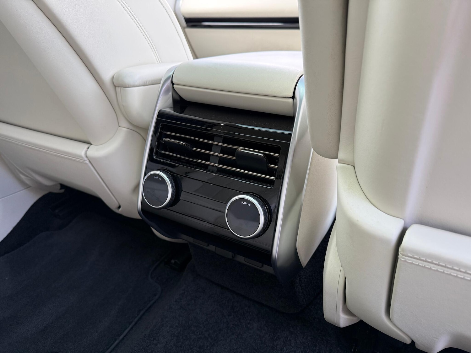 Used Land Rover Range Rover 2022 for sale - 76646264: Photo 41