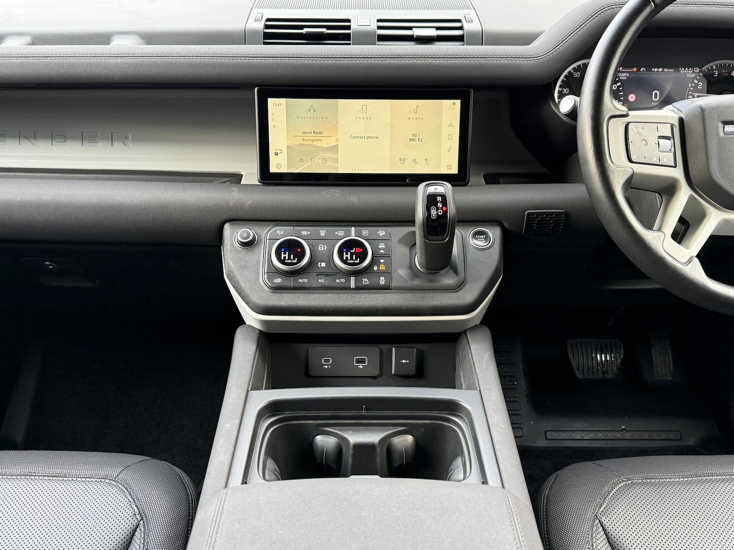 Used Land Rover Defender 2022 for sale - 77155810: Photo 15