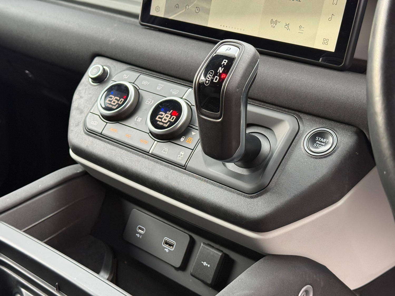 Used Land Rover Defender 2022 for sale - 77155810: Photo 20