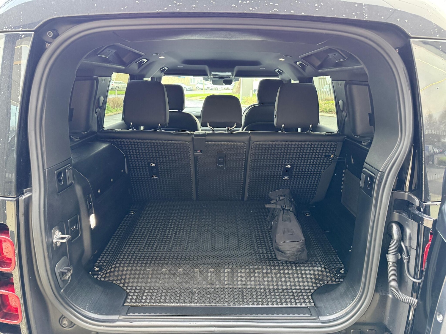 Used Land Rover Defender 2022 for sale - 77155810: Photo 33