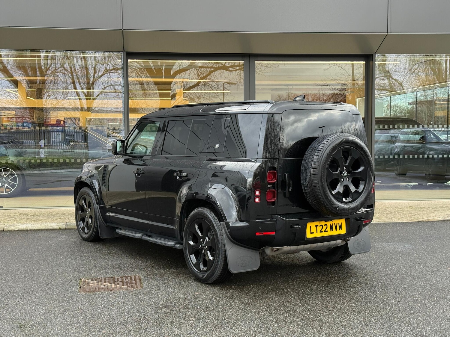 Used Land Rover Defender 2022 for sale - 77155810: Photo 7