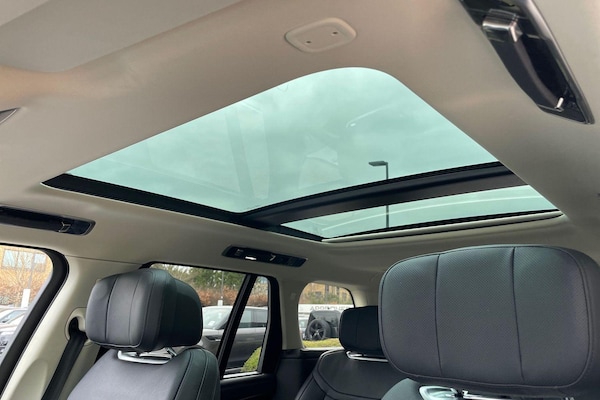 Used Land Rover Range Rover 2023 for sale - 75291911: Photo 4