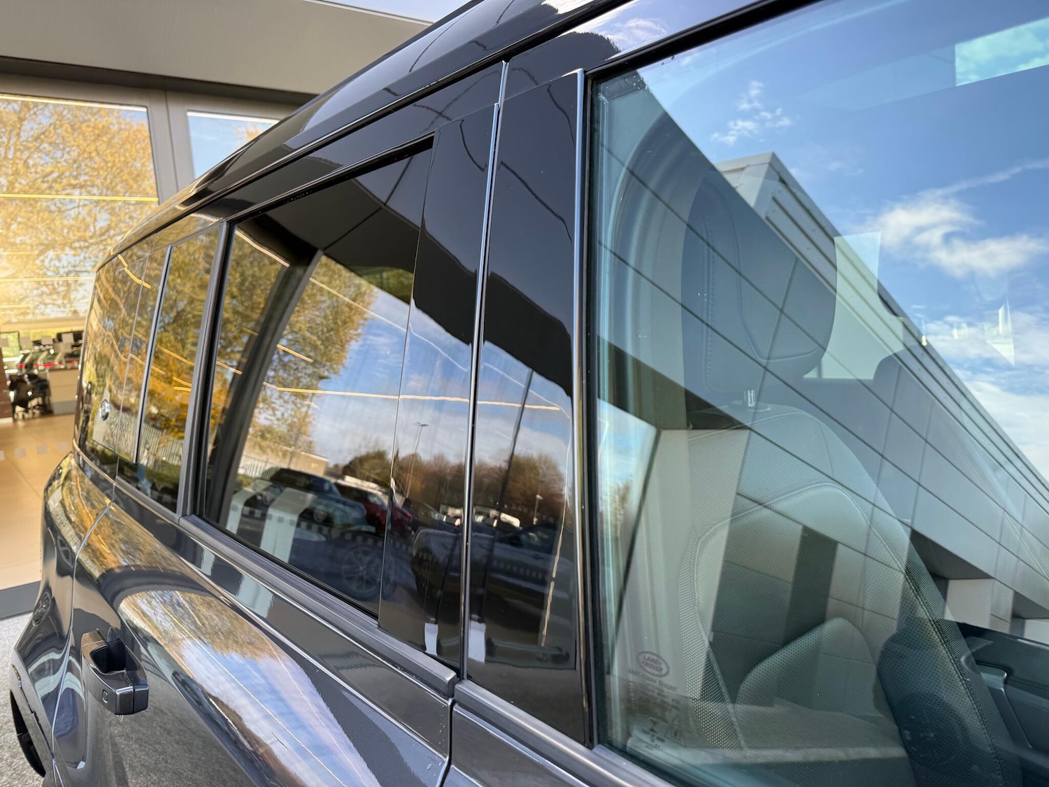 Used Land Rover Defender 2023 for sale - 77028946: Photo 24