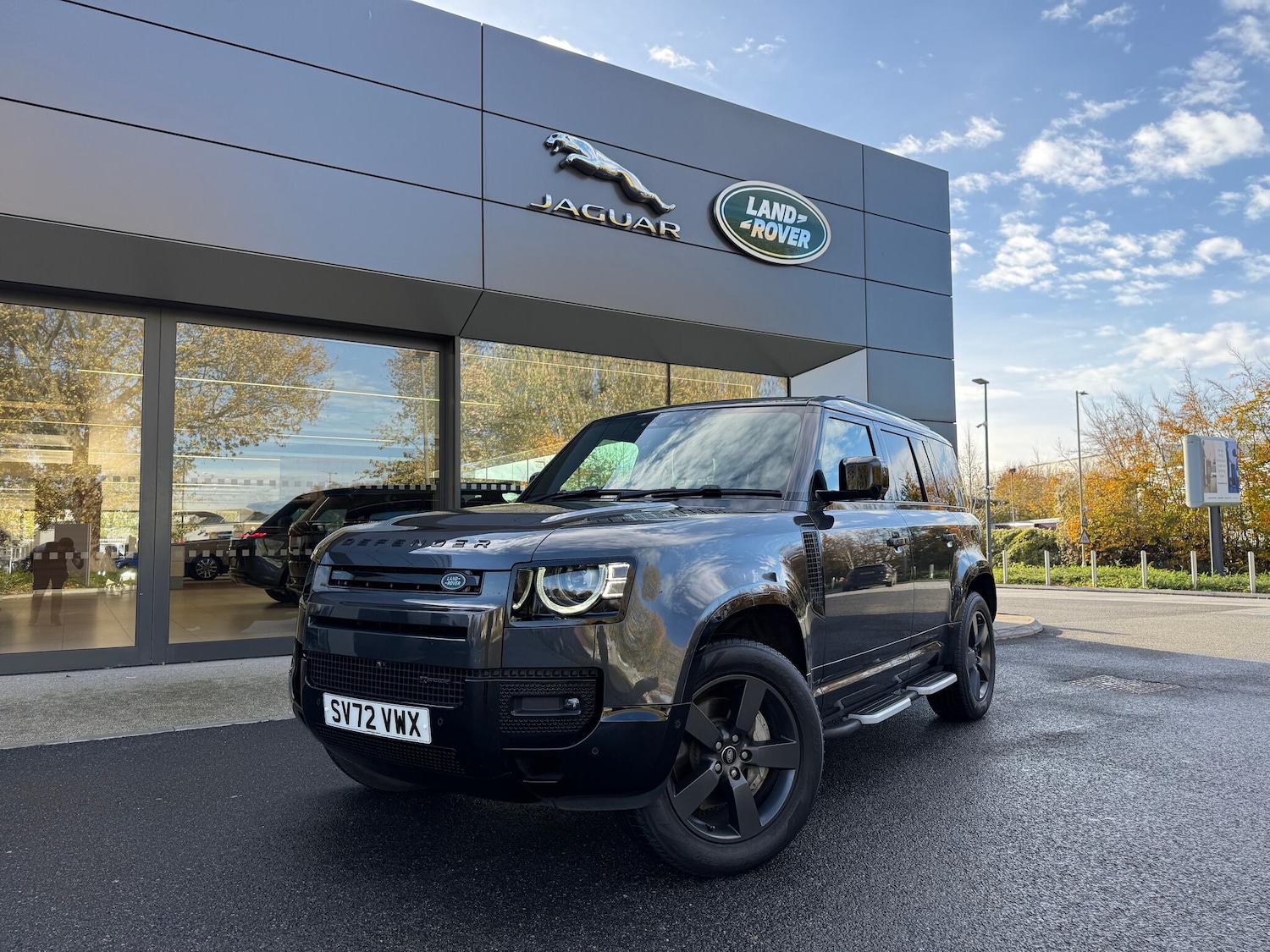 Used Land Rover Defender 2023 for sale - 77028946: Photo 29