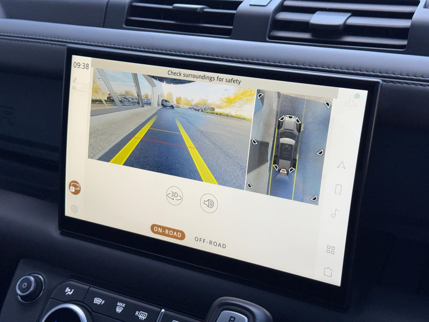 Used Land Rover Defender 2023 for sale - 77028946: Photo 4