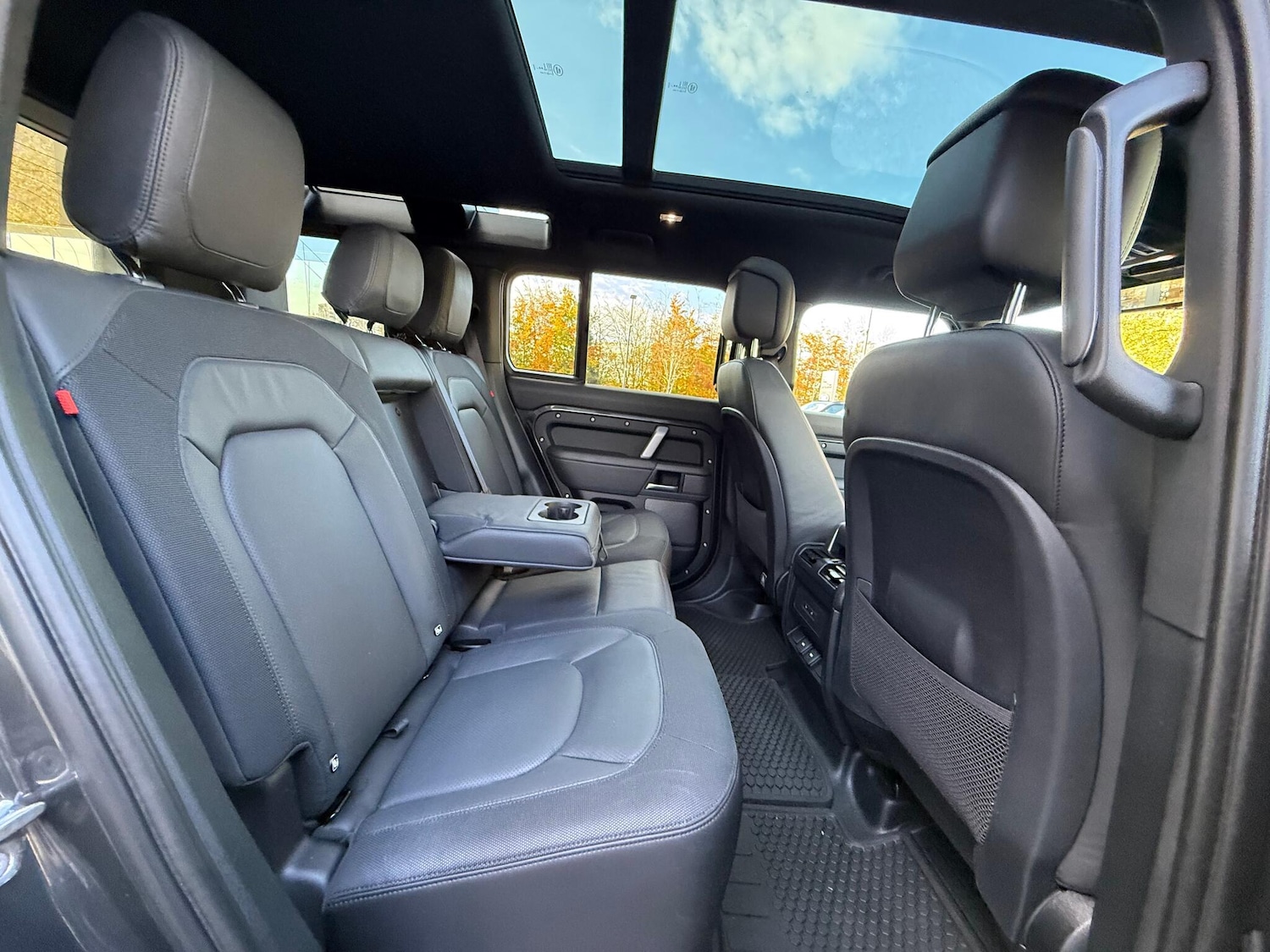 Used Land Rover Defender 2023 for sale - 77028946: Photo 42