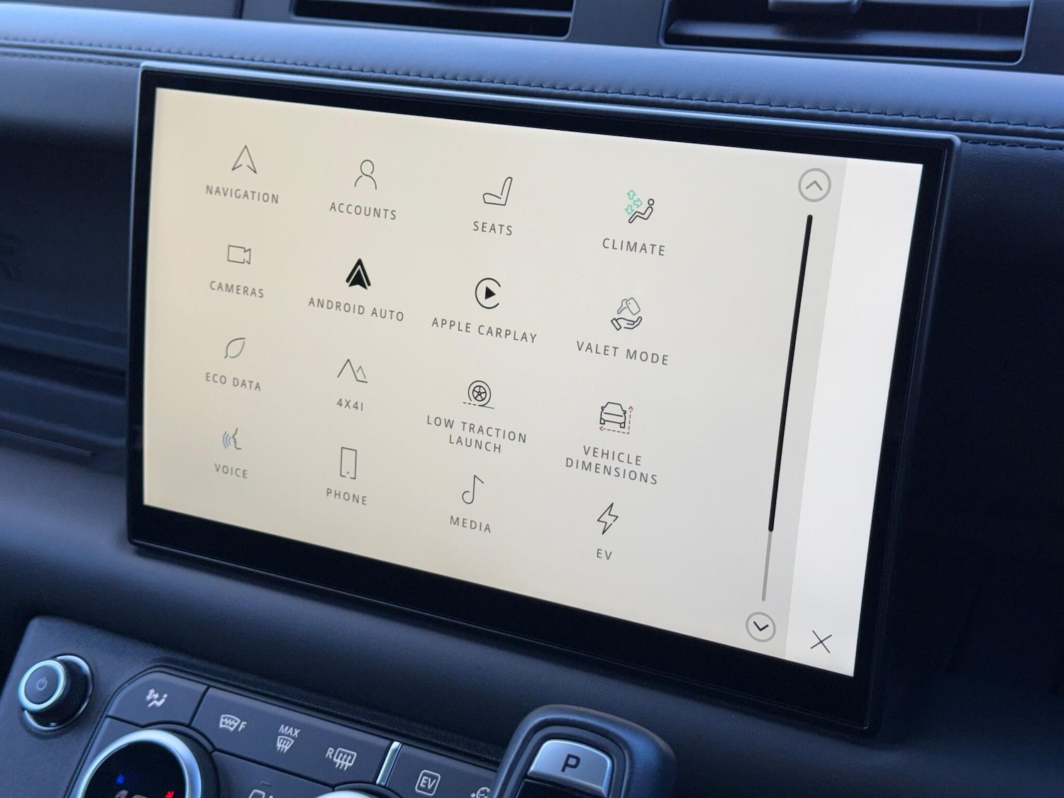 Used Land Rover Defender 2023 for sale - 77028946: Photo 46