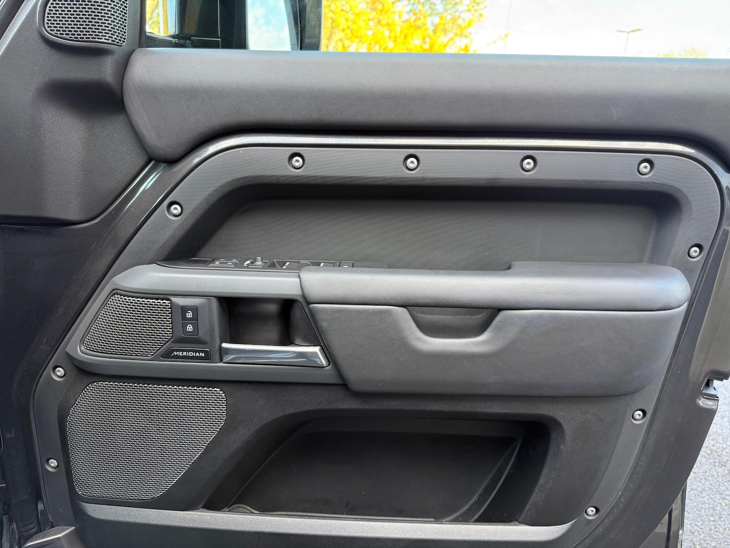 Used Land Rover Defender 2023 for sale - 77028946: Photo 50