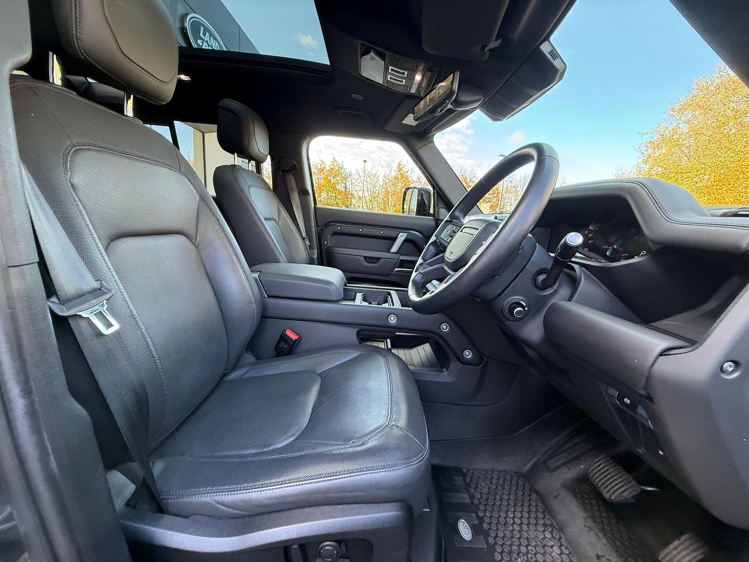 Used Land Rover Defender 2023 for sale - 77028946: Photo 9