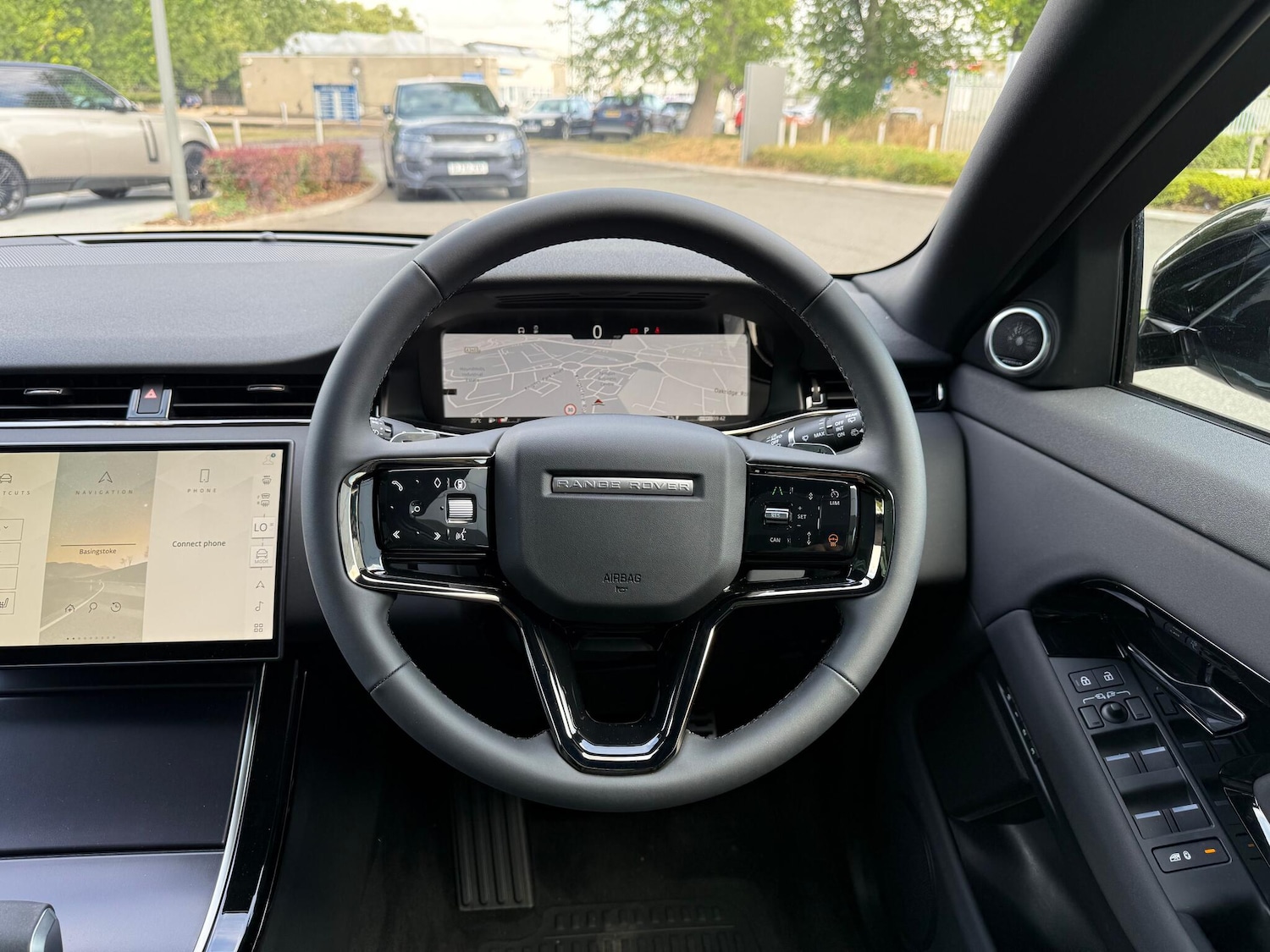 Used Land Rover Range Rover Evoque 2025 for sale - 77120084: Photo 14