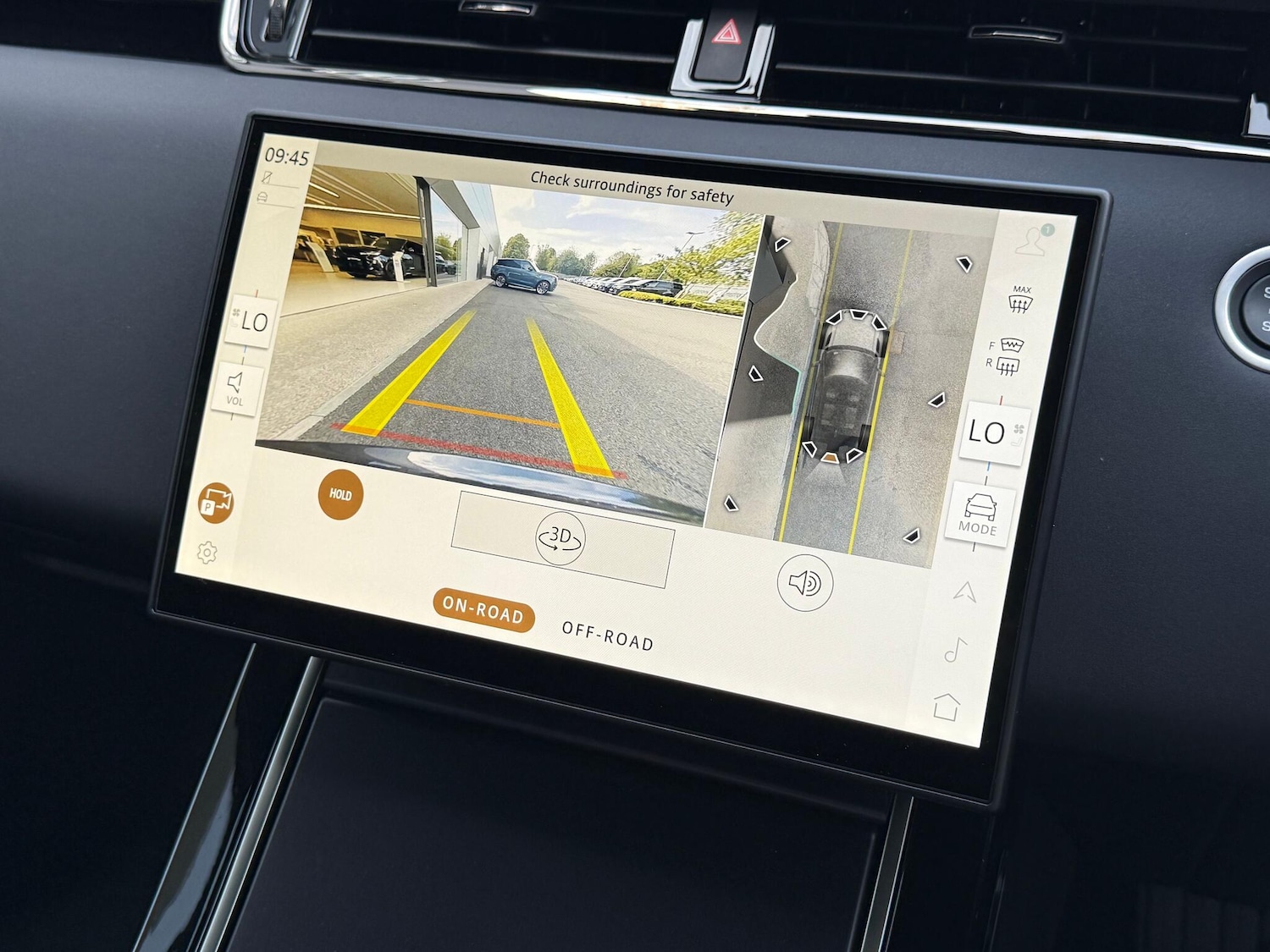 Used Land Rover Range Rover Evoque 2025 for sale - 77120084: Photo 4