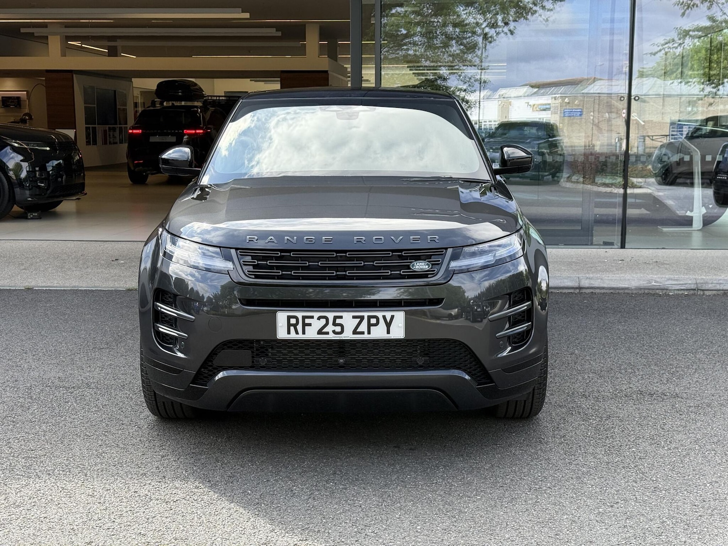 Used Land Rover Range Rover Evoque 2025 for sale - 77120084: Photo 6
