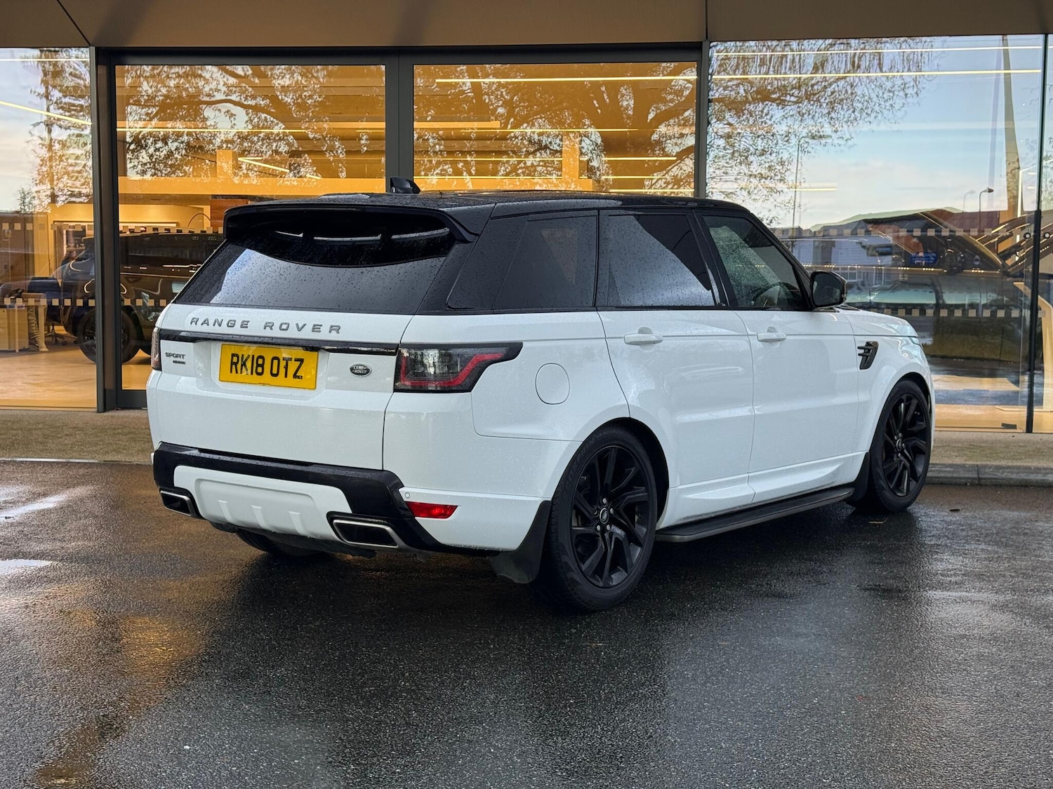 Used Land Rover Range Rover Sport 2018 for sale - 76645573: Photo 7