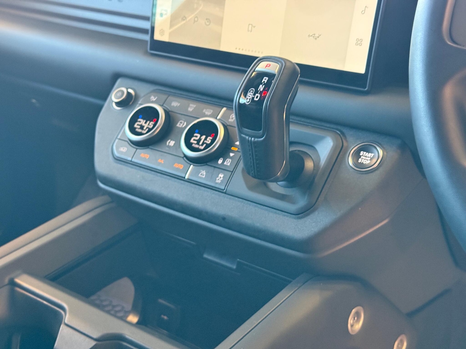 Used Land Rover Defender 2025 for sale - 77305132: Photo 19