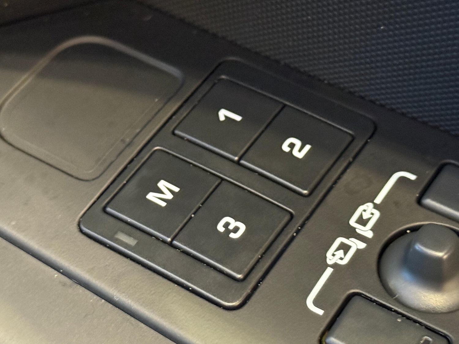 Used Land Rover Defender 2025 for sale - 77305132: Photo 42