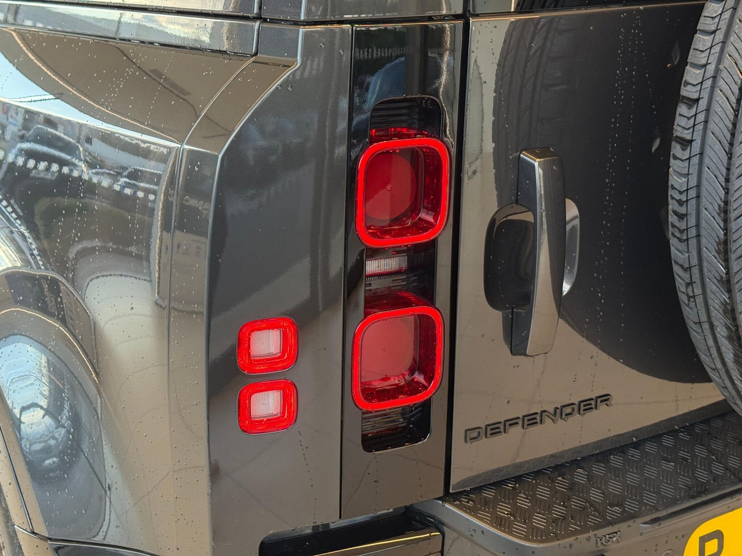 Used Land Rover Defender 2025 for sale - 77305132: Photo 46