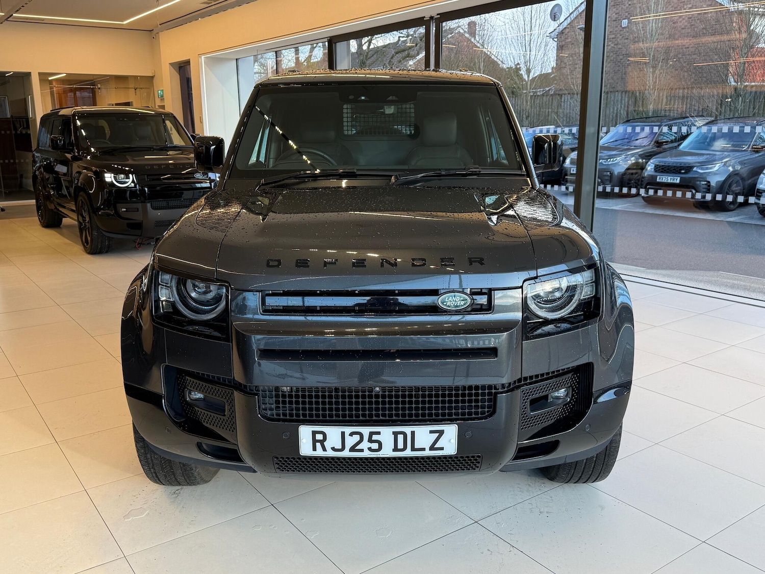 Used Land Rover Defender 2025 for sale - 77305132: Photo 6