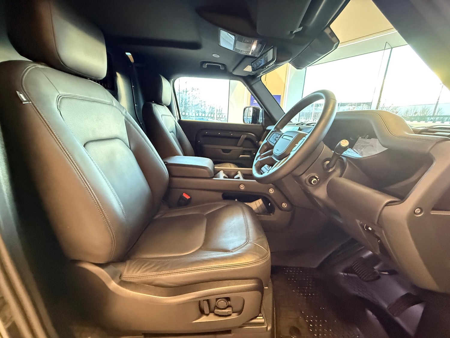 Used Land Rover Defender 2025 for sale - 77305132: Photo 9