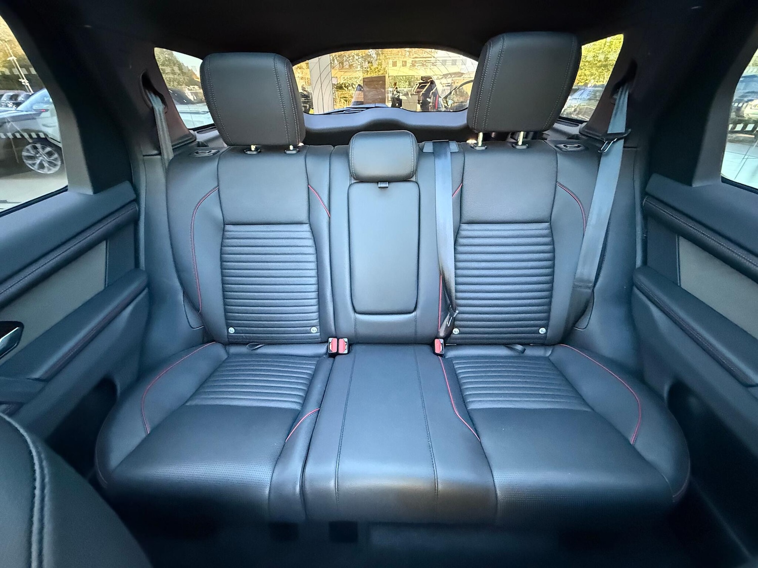 Used Land Rover Discovery Sport 2022 for sale - 76122141: Photo 11
