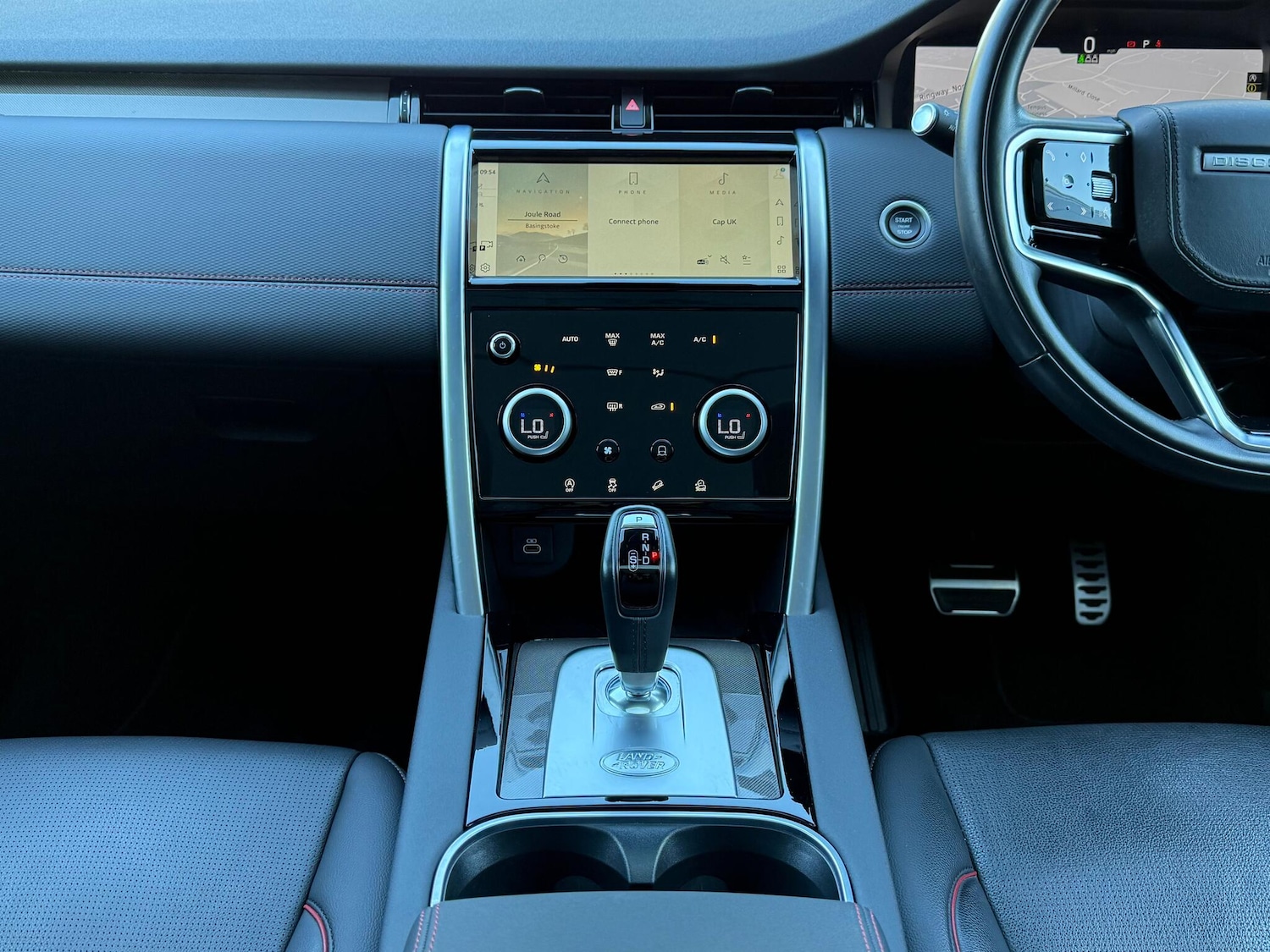 Used Land Rover Discovery Sport 2022 for sale - 76122141: Photo 15
