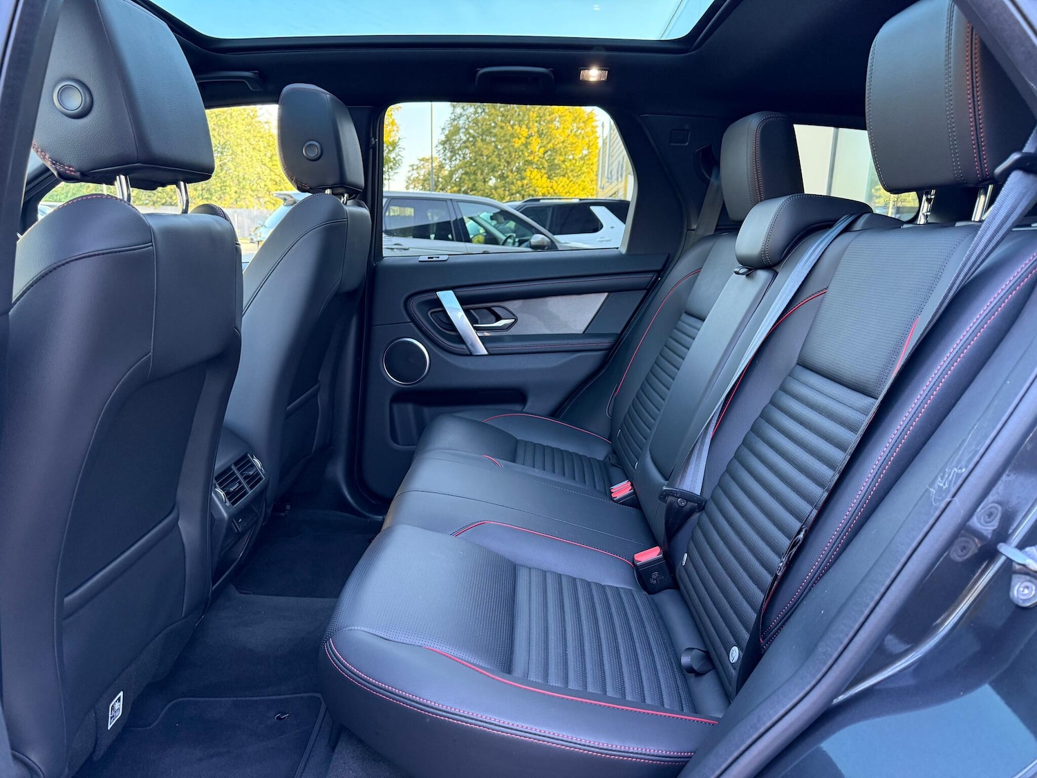 Used Land Rover Discovery Sport 2022 for sale - 76122141: Photo 48