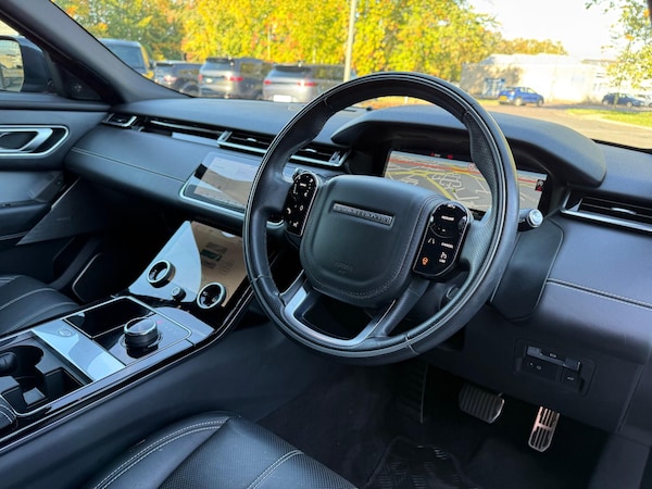 Used Land Rover Range Rover Velar 2020 for sale - 76227869: Photo 32
