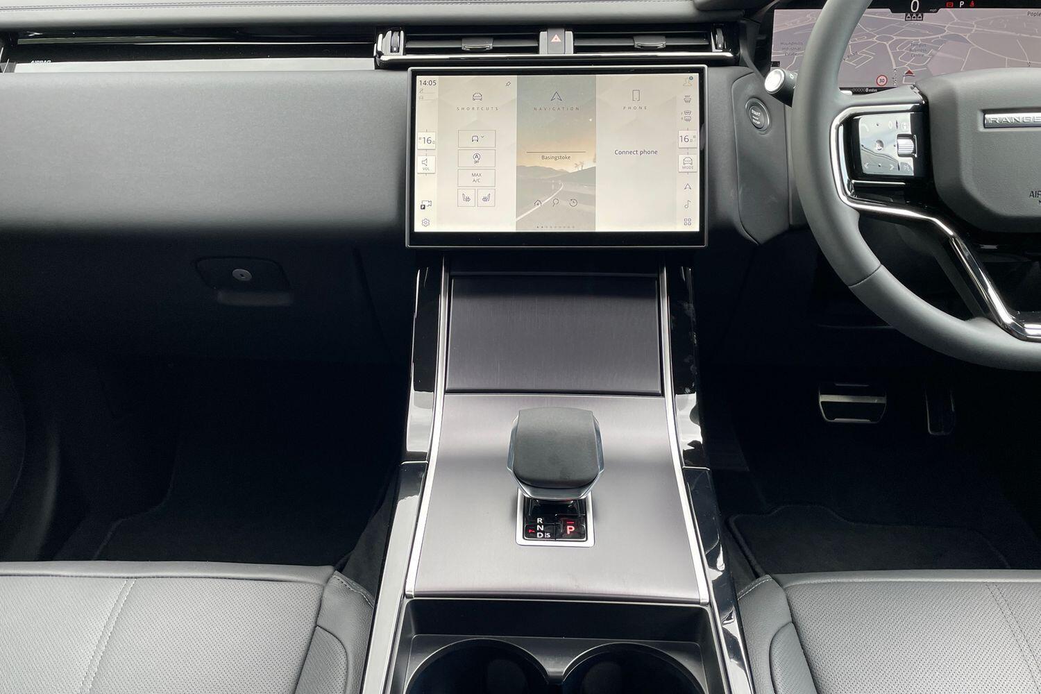 Used Land Rover Range Rover Velar 2025 for sale - 76976197: Photo 15