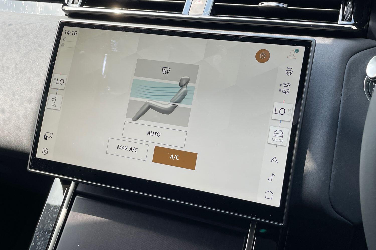 Used Land Rover Range Rover Velar 2025 for sale - 76976197: Photo 17