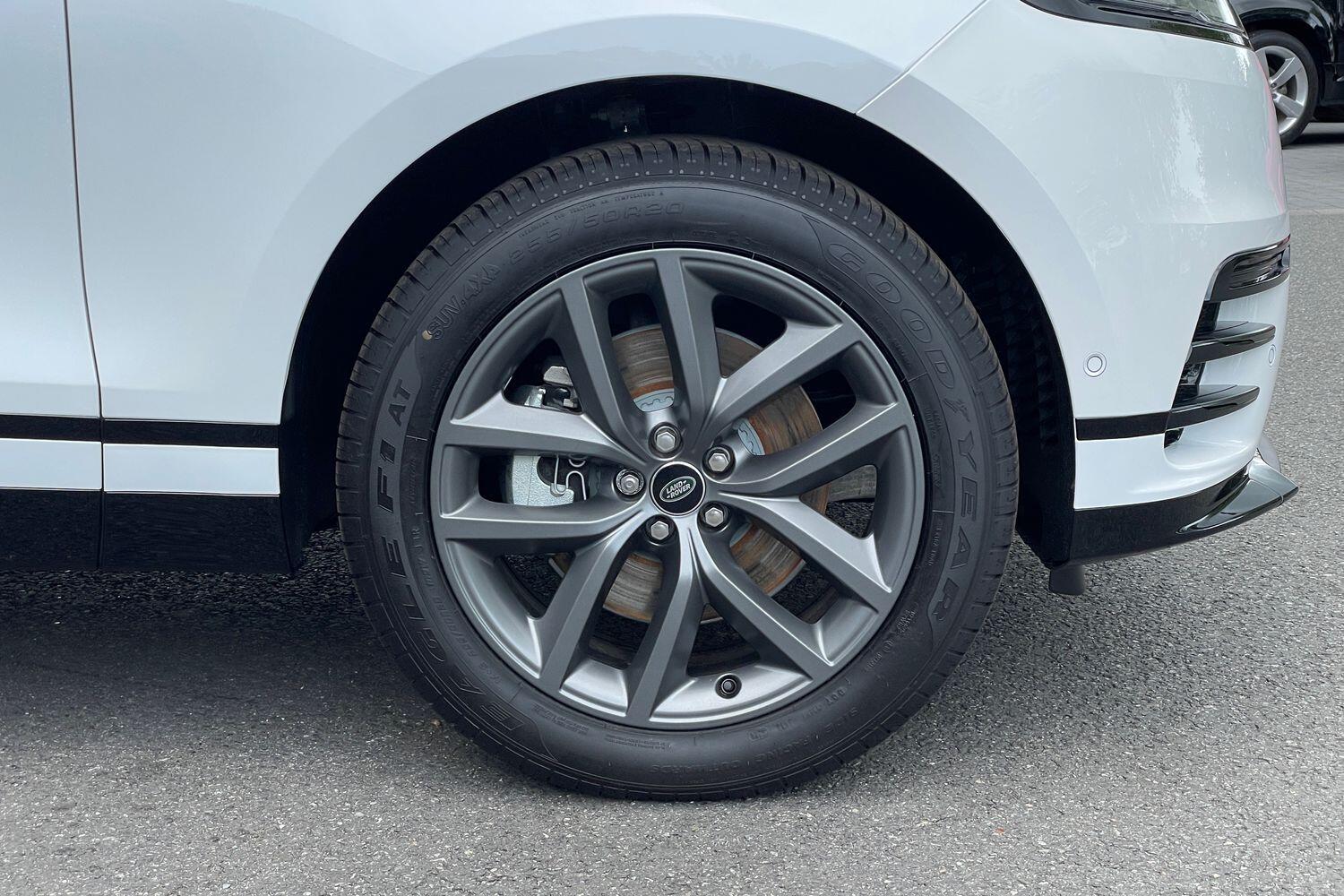 Used Land Rover Range Rover Velar 2025 for sale - 76976197: Photo 23