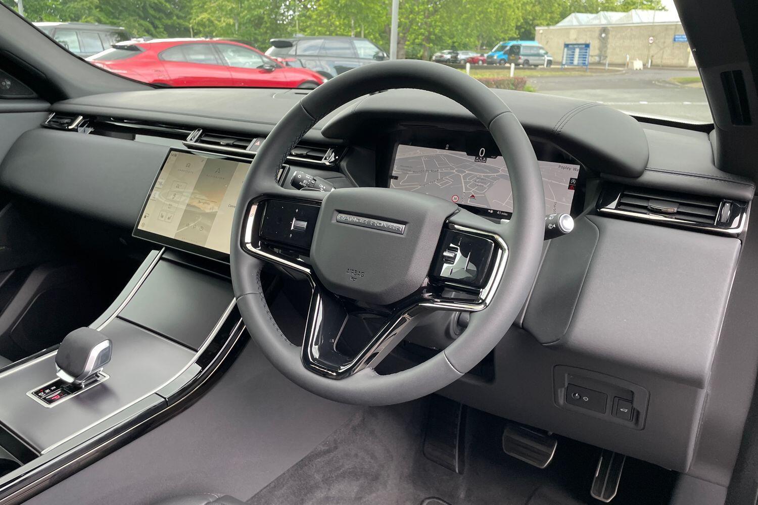 Used Land Rover Range Rover Velar 2025 for sale - 76976197: Photo 32