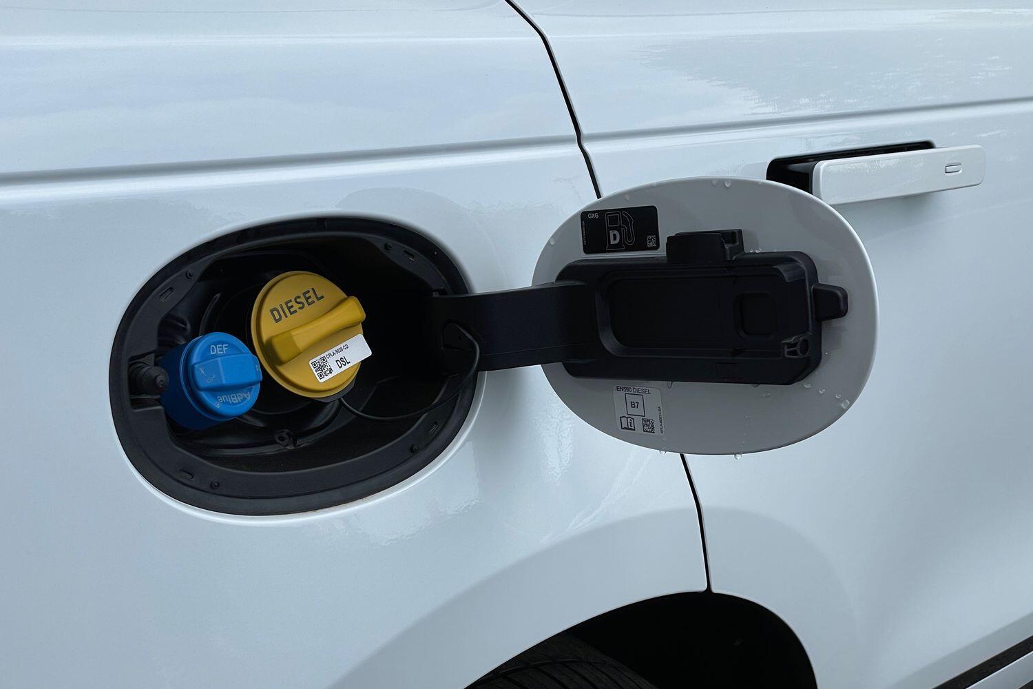 Used Land Rover Range Rover Velar 2025 for sale - 76976197: Photo 40