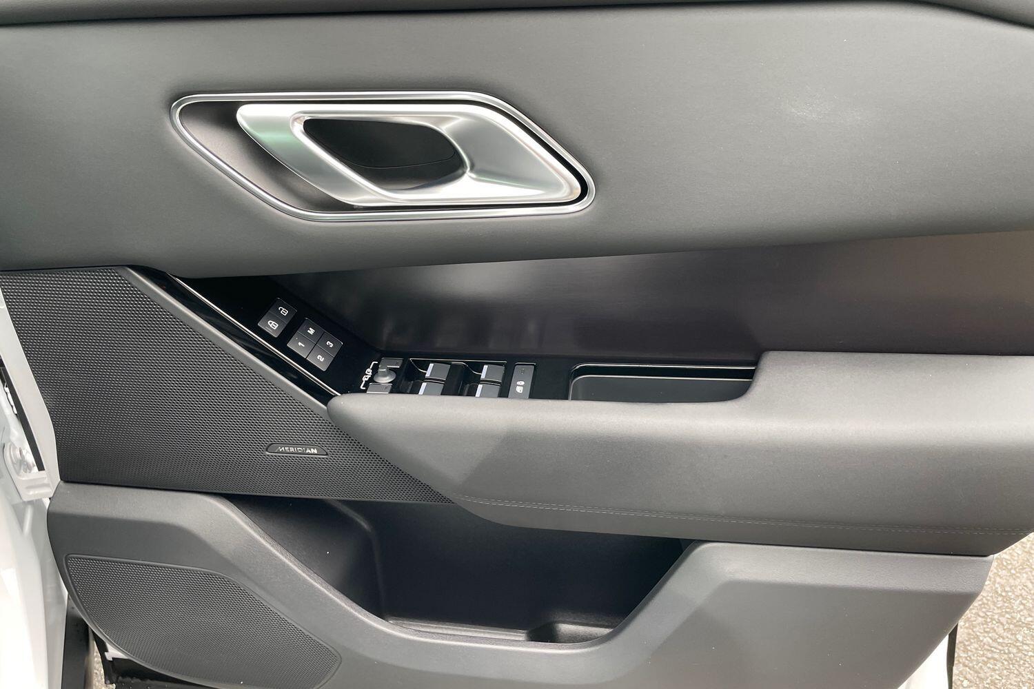 Used Land Rover Range Rover Velar 2025 for sale - 76976197: Photo 53