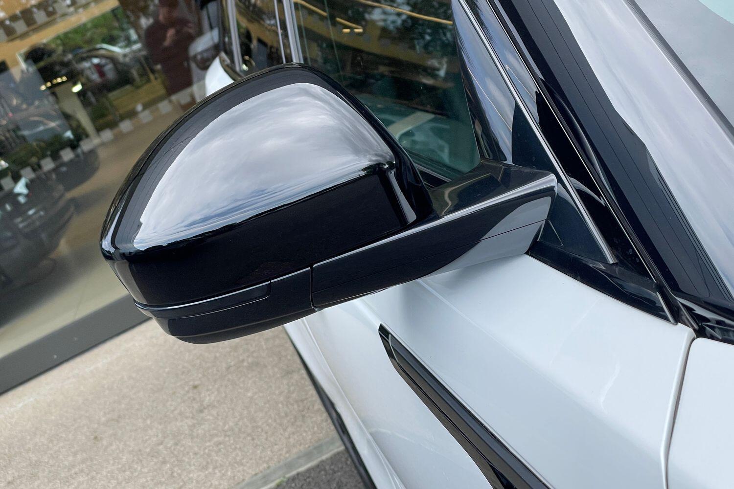 Used Land Rover Range Rover Velar 2025 for sale - 76976197: Photo 59